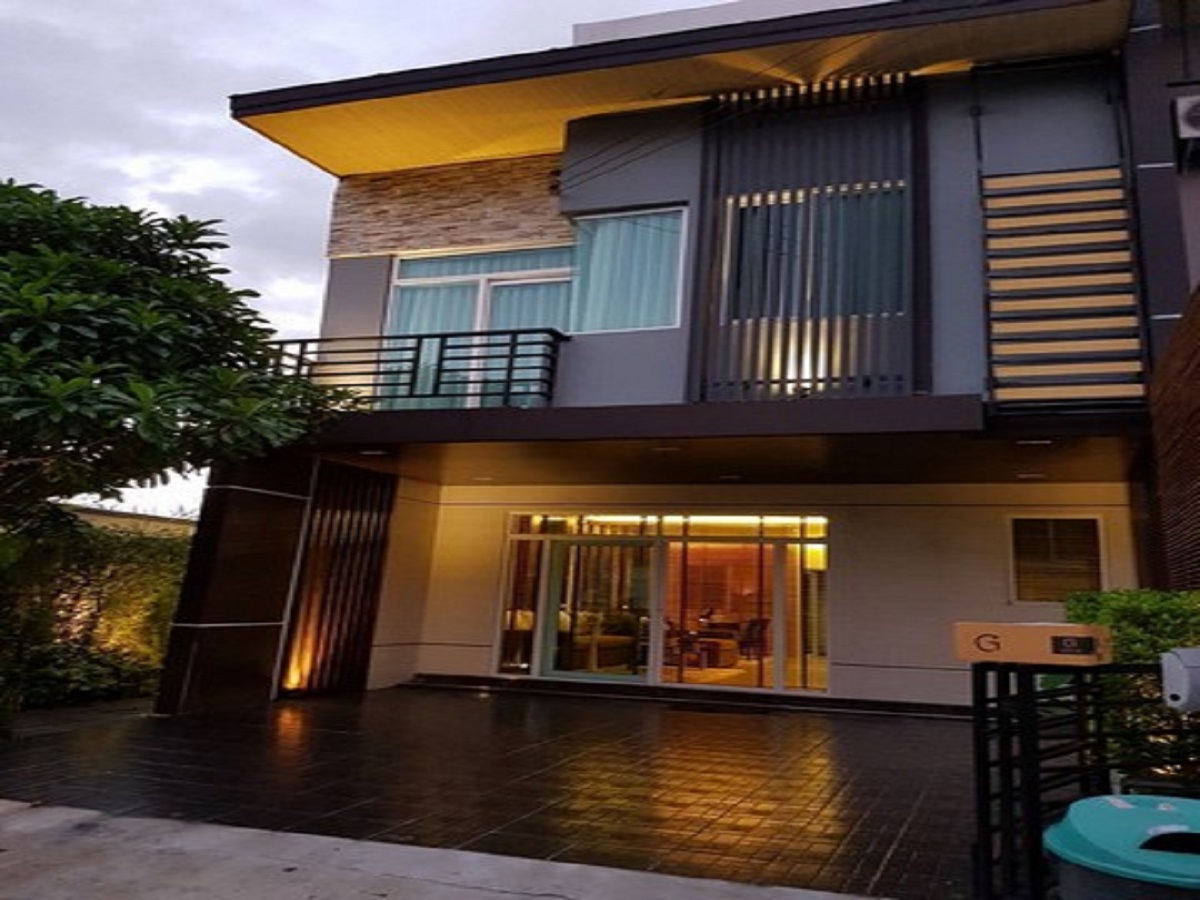 กัสโต้-ทาวน์โฮม-รามคำแหง