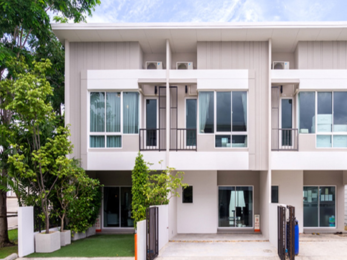 ซิตี้เซนส์-เพชรเกษม