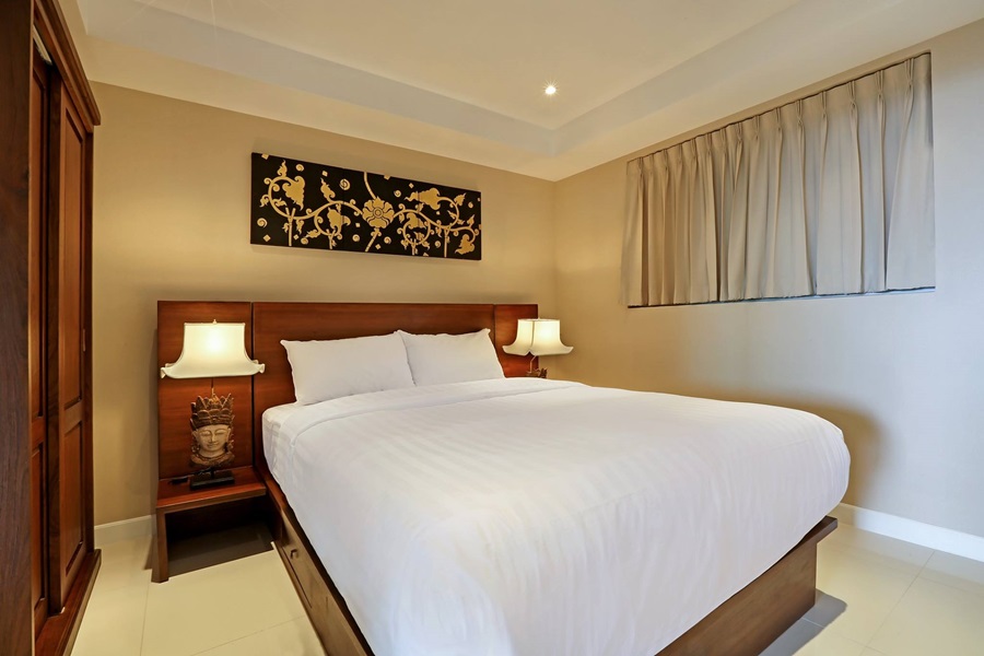 Kata-Ocean-View-Condominium